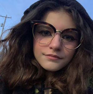 Meet your Posher, Kaleela